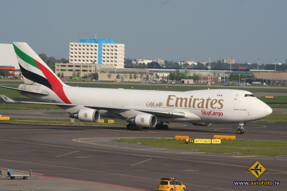 Boeing 747-47UF/SCD